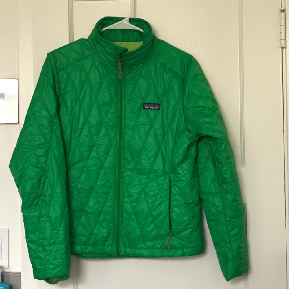 Patagonia nano puff in diamond pattern